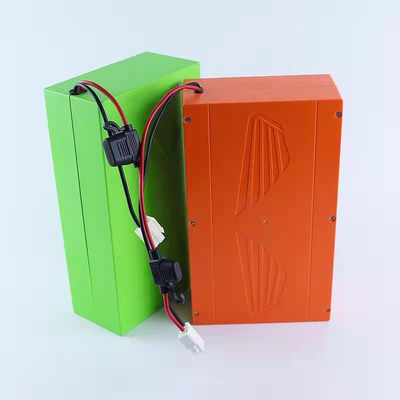 5A 電気スクーターのリチウム電池 1600w 2000w 48v 20ah LiFePO4 電池のパック